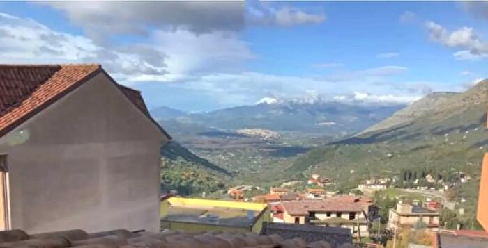 Casa bilocale in vendita in Via San Gaspare, Sonnino