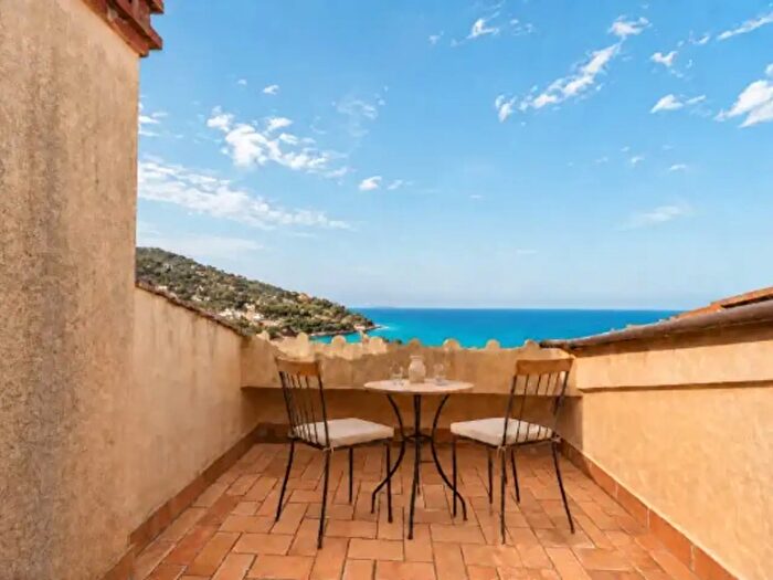 Appartamento con 6 locali in vendita in Monte Argentario