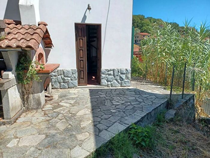 Casa bilocale in affitto in Piazza Giugno No Number, Centro, Arcola