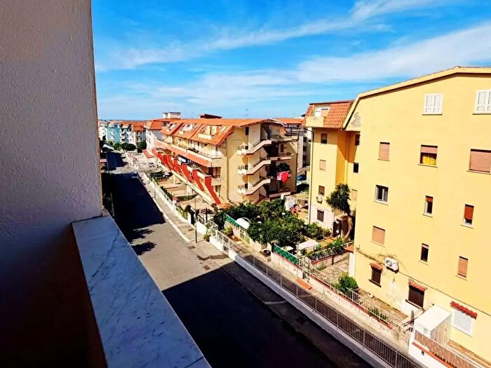 Appartamento trilocale in vendita in Via Il Mulino, Scalea