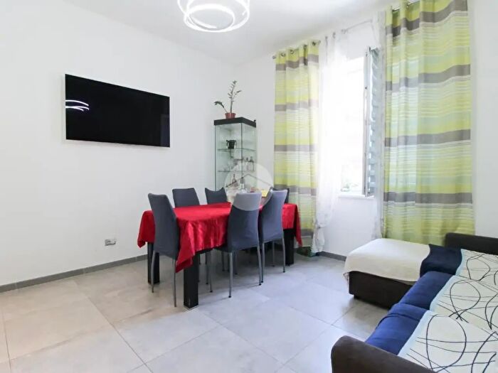 Appartamento trilocale in vendita in Via Adamello, Cormano