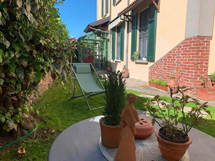 Appartamento bilocale in vendita in Via Giuseppe Verdi, Angera