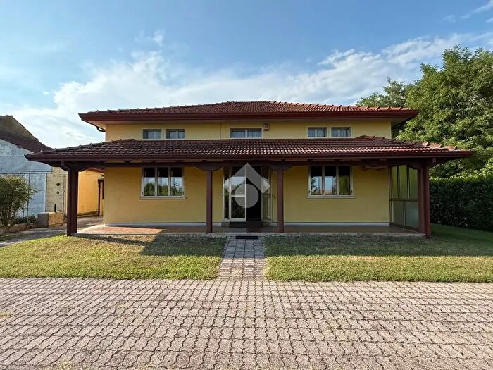 Casa quadrilocale in vendita in Via Galileo Ferraris, Pordenone