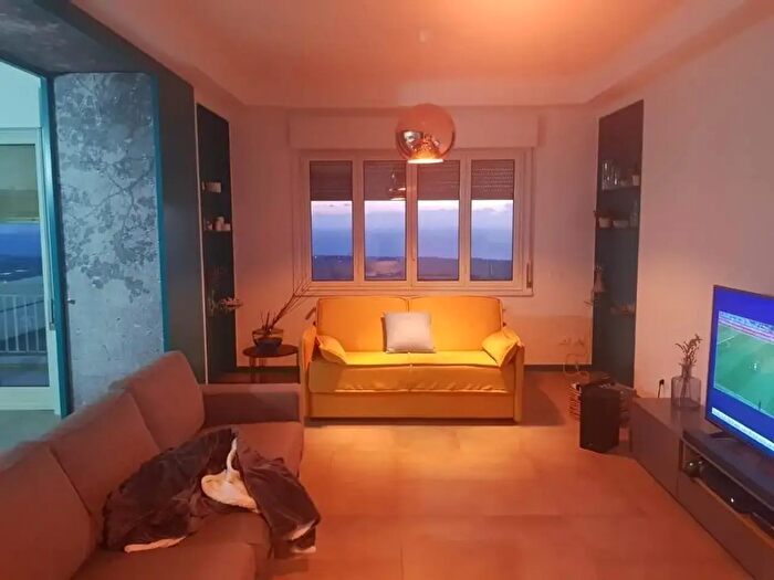 Appartamento con 5 locali in vendita in Via Empedocle, Agrigento