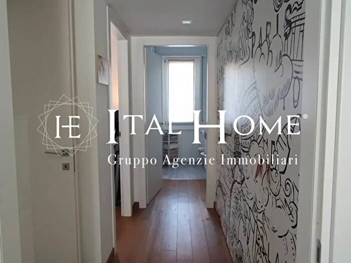 Appartamento trilocale in vendita in Via Garibaldi, Olgiate Molgora