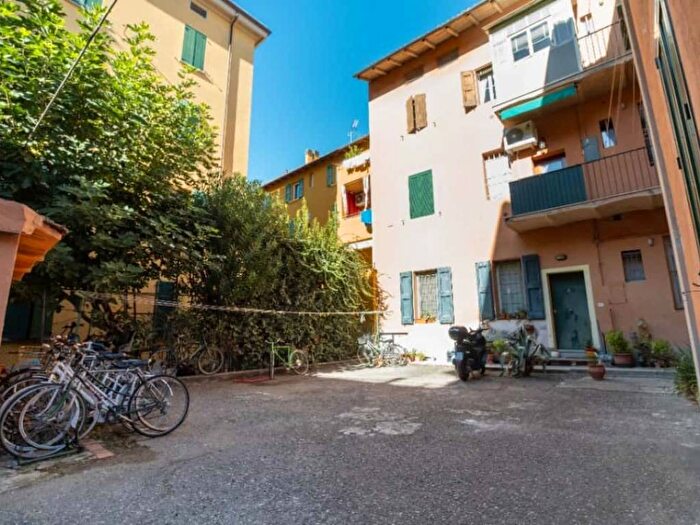 Appartamento monolocale in affitto in Via Porrettana, Saragozza fuori Porta, Bologna