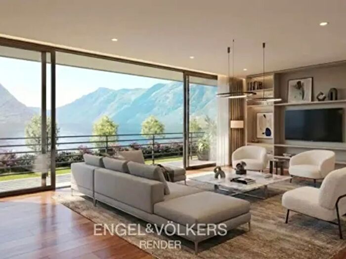 Appartamento con 5 locali in vendita in Sala Comacina