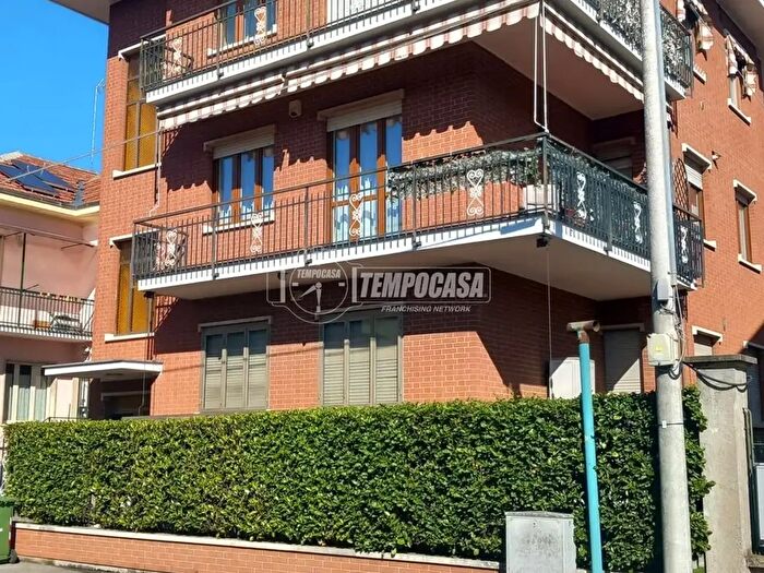 Appartamento con 5 locali in vendita in Via Rosta, Collegno