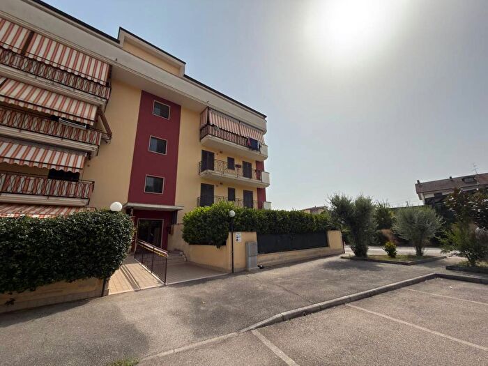 Appartamento trilocale in affitto in Via Camillo Benso di Cavour, Rione Libertà, Benevento