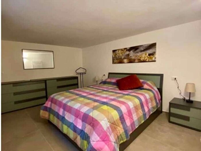 Appartamento trilocale in affitto in Via Macedonio Melloni, Piave Tricolore, Milano