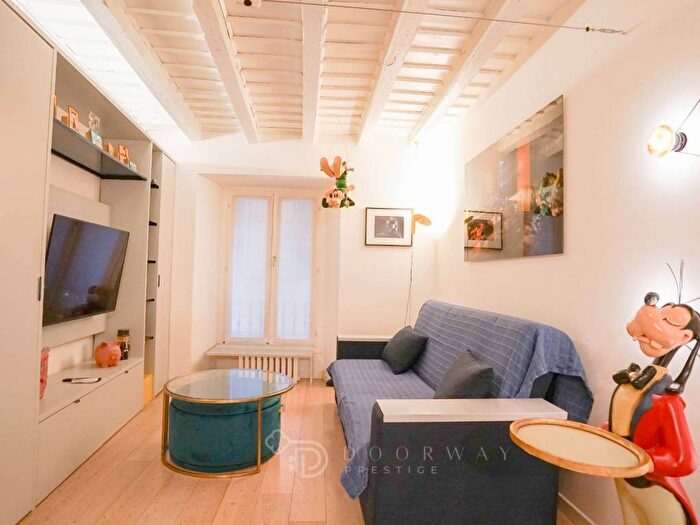 Appartamento trilocale in affitto in Via Fiori Chiari, Brera, Milano