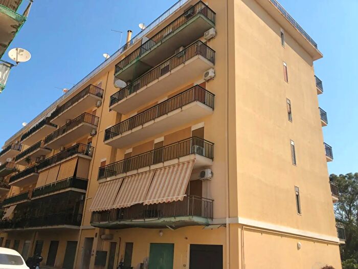 Appartamento quadrilocale in vendita in Viale Scala Greca, Siracusa