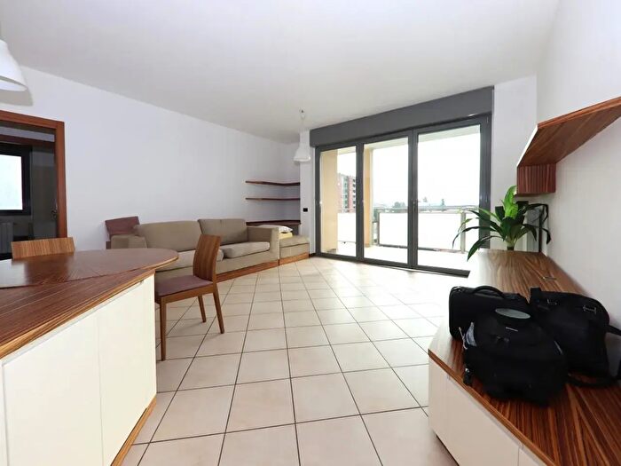 Appartamento bilocale in affitto in Piazza Aprile, Seregno