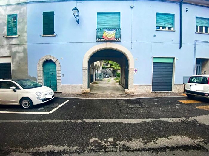 Appartamento bilocale in vendita in Via Alessandro Volta, Manerbio