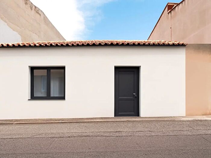 Casa con 5 locali in vendita in Via Morosini, Capoterra