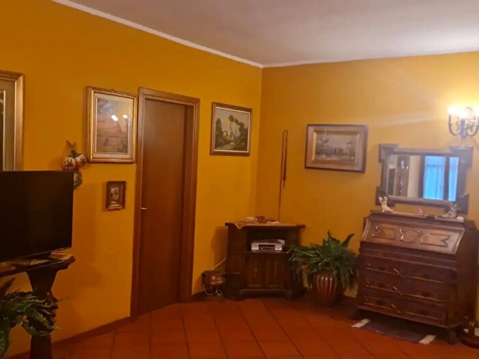 Appartamento trilocale in vendita in Via Giuseppe Garibaldi, Credaro