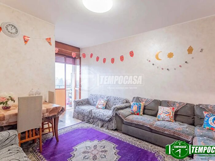 Appartamento trilocale in vendita in Bollate