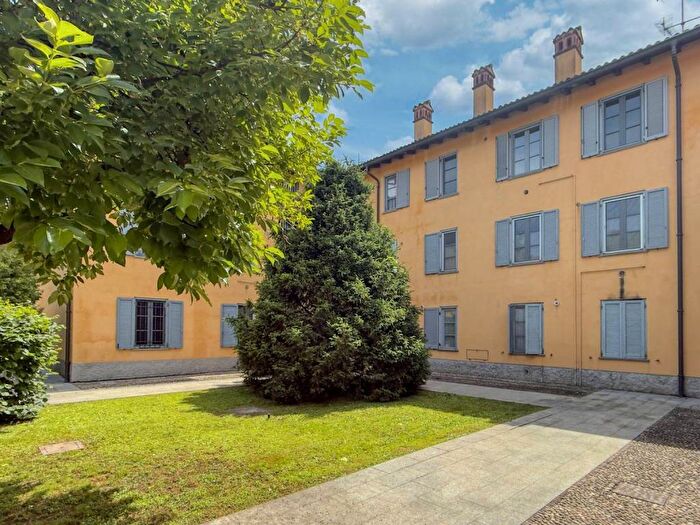 Appartamento bilocale in affitto in Vicolo Olgetta, Villaggio Ambrosiano, Segrate