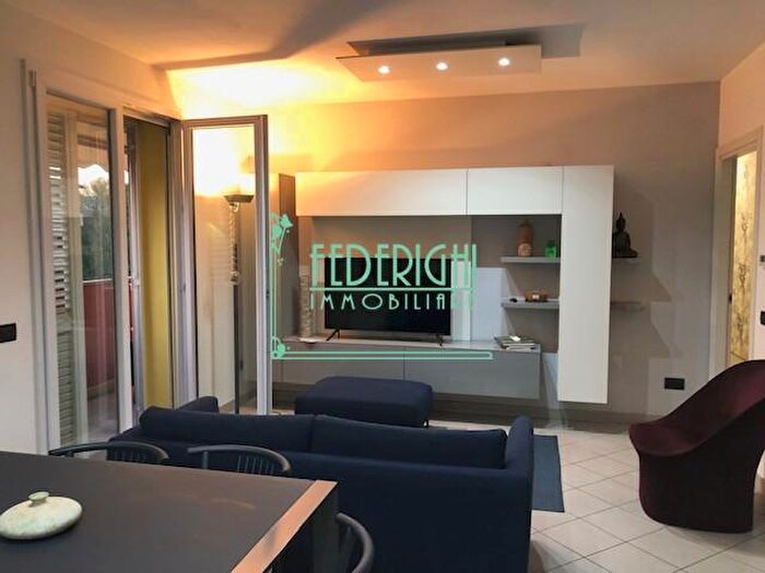 Appartamento trilocale in vendita in Lucca