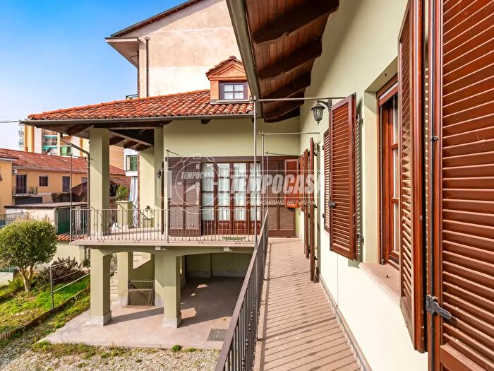 Case in Vendita e in Affitto - 2