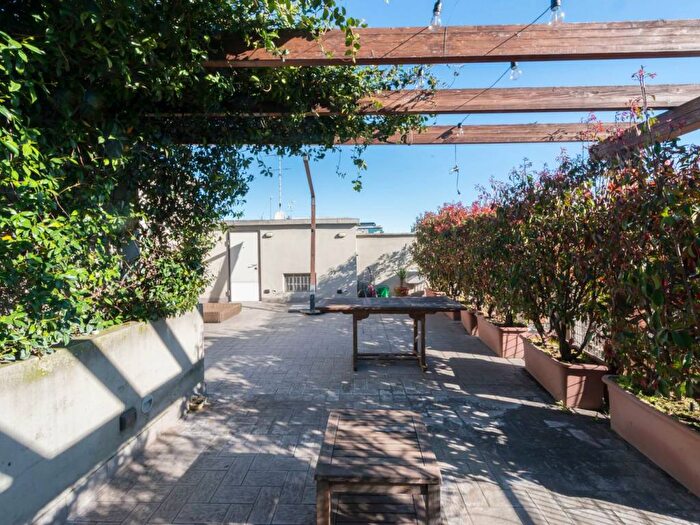 Casa con 6 locali in vendita in Viale Romagna, Città Studi, Milano