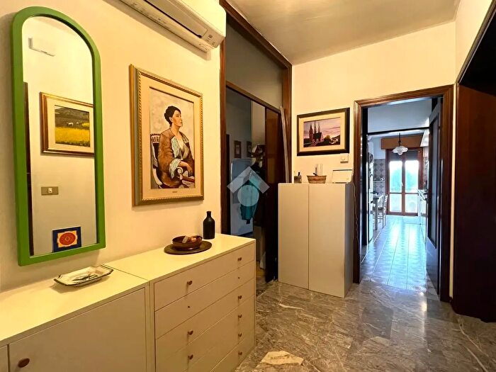 Appartamento quadrilocale in vendita in Via Fornaci, Padova