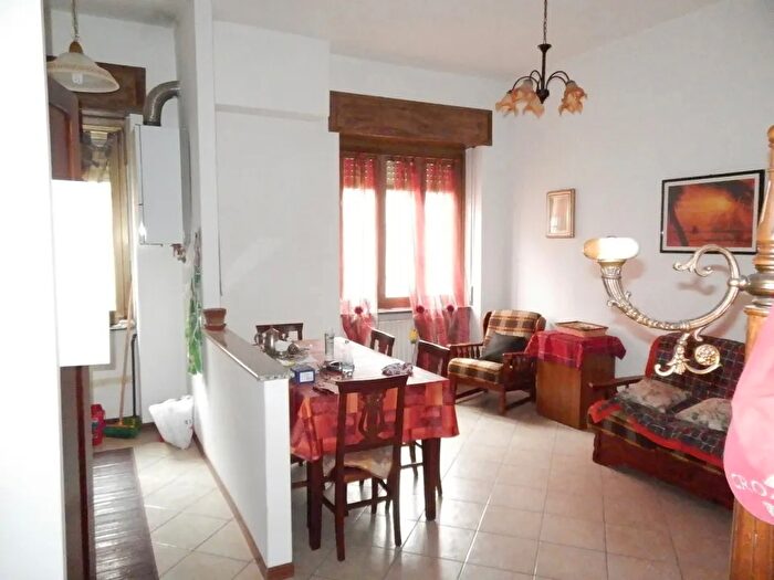 Appartamento bilocale in vendita in Via Piave, Cesate