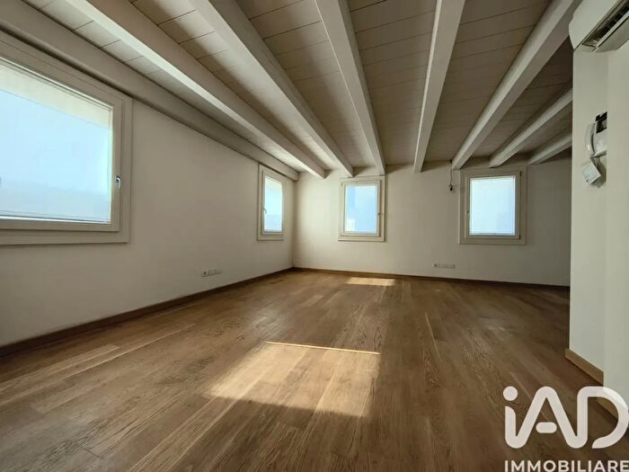 Appartamento trilocale in vendita in Via Ponte Novo, Vicenza