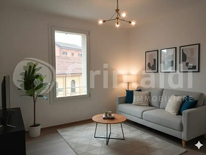 Appartamento con 5 locali in vendita in Via Emilia San Pietro, Reggio Emilia