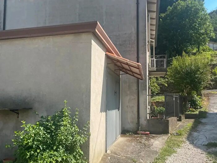 Casa con 5 locali in vendita in Teolo