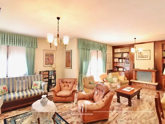 Appartamento quadrilocale in vendita in Via Donatella Cesaro, Fossalta Di Piave