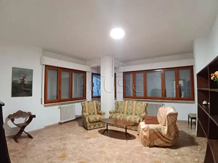 Appartamento quadrilocale in affitto in Via Carlo Liviero, Citta' Di Castello