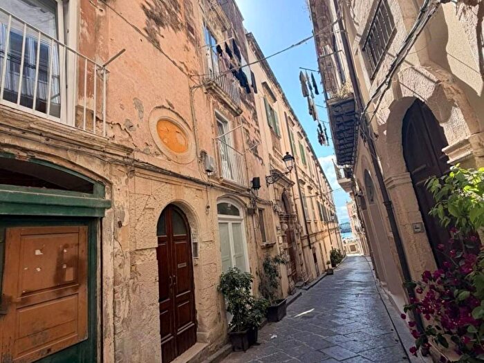 Appartamento bilocale in affitto in Via Amalfitania, Ortigia, Siracusa