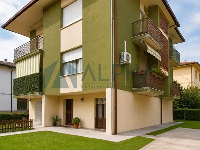 Casa trilocale in vendita in Via Alberto Mario, Forli