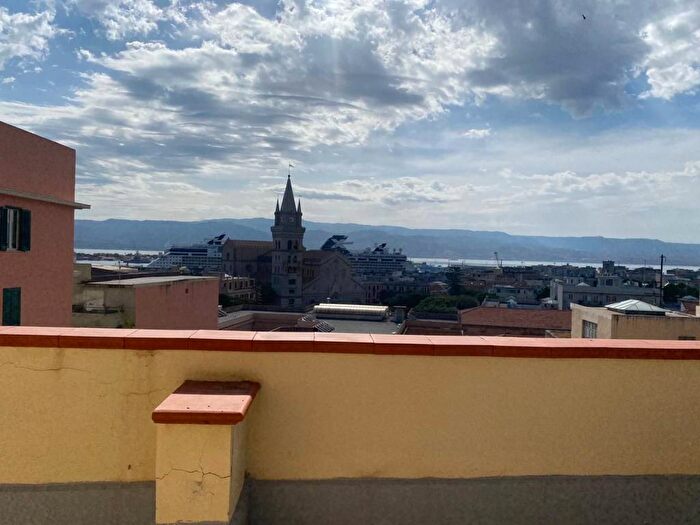 Appartamento bilocale in affitto in Via Maggio, Centro Storico, Messina