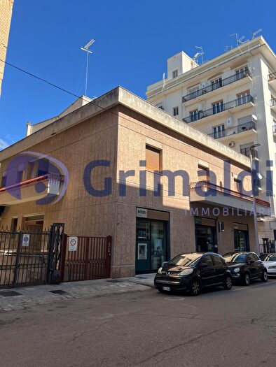 Casa con 7 locali in vendita in Via Oberdan, Lecce