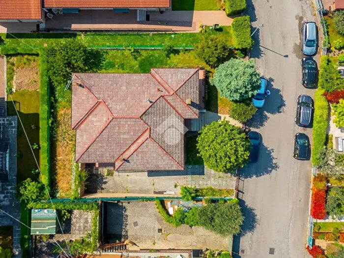 Casa con 5 locali in vendita in Via Pietro Mascagni, Verona