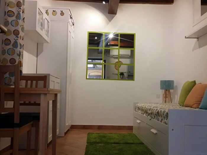 Appartamento monolocale in affitto in Via Volturno, Pavia