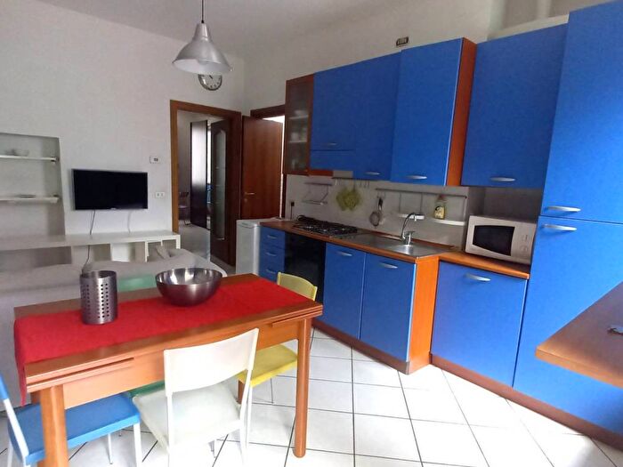 Appartamento bilocale in affitto in Via Generale Gustavo Fara, Melchiorre Gioia, Milano