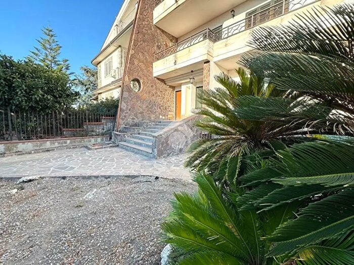 Casa quadrilocale in vendita in Via Tricino, Scafati