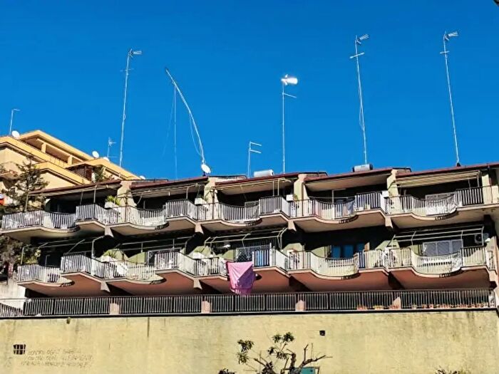 Casa con 5 locali in vendita in Via Vittorio Codeluppi, Roma