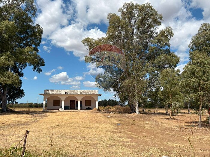 Casa trilocale in vendita in Contrada Louzzo Snc, San Pietro Vernotico