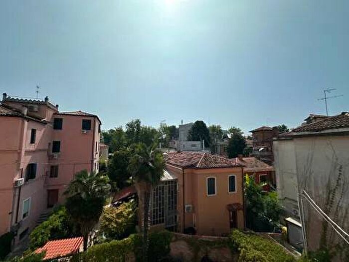 Appartamento trilocale in affitto in Via Candia, Lido di Venezia, Venezia