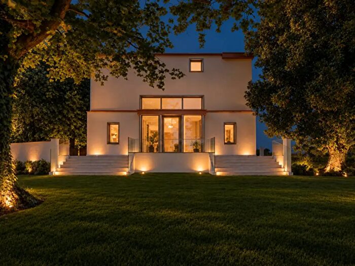 Casa quadrilocale in vendita in Via Stanga, Arre