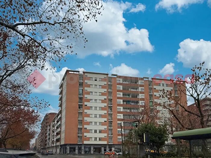 Appartamento quadrilocale in vendita in Via Dandolo, Torino