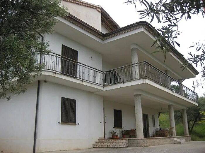 Casa in vendita in Cda Sovarette Soprana Rose, Rose