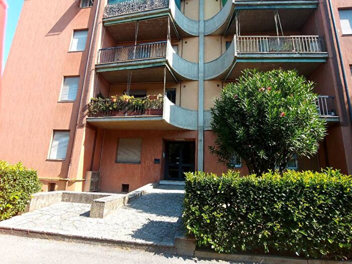 Appartamento bilocale in affitto in Via Giacomo Leopardi, Canovine, Bergamo