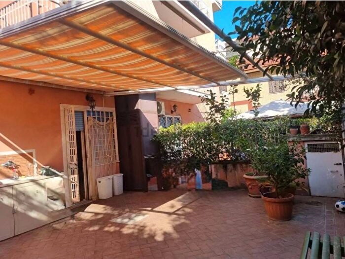 Appartamento trilocale in affitto in Via Alessandro Castelli, Tor Sapienza La Rustica, Roma