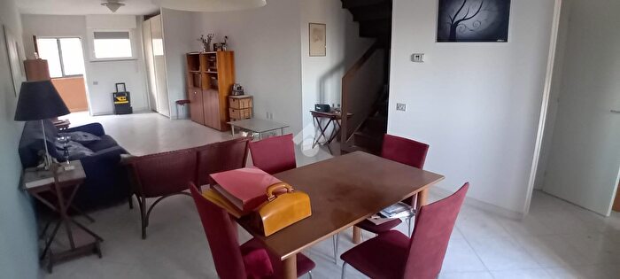 Appartamento quadrilocale in vendita in Via Sirio, Terni