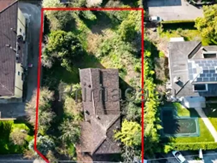 Casa con 7 locali in vendita in Viale Brescia, Asola